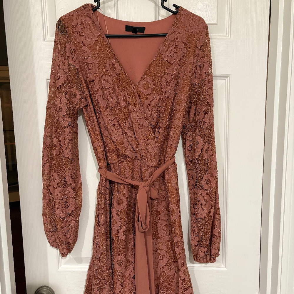 Long sleeve lace pink dress